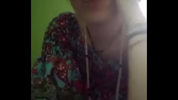 Polish shy girl shakes her butt for bbc on chaturbate