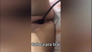 Alargando a buceta da minha esposa para os machos meter a pica sem dificuldade